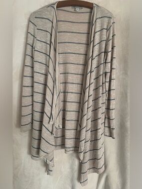 Women’s American Eagle Outfitters Striped Cream & Grey Open-Front Sweater